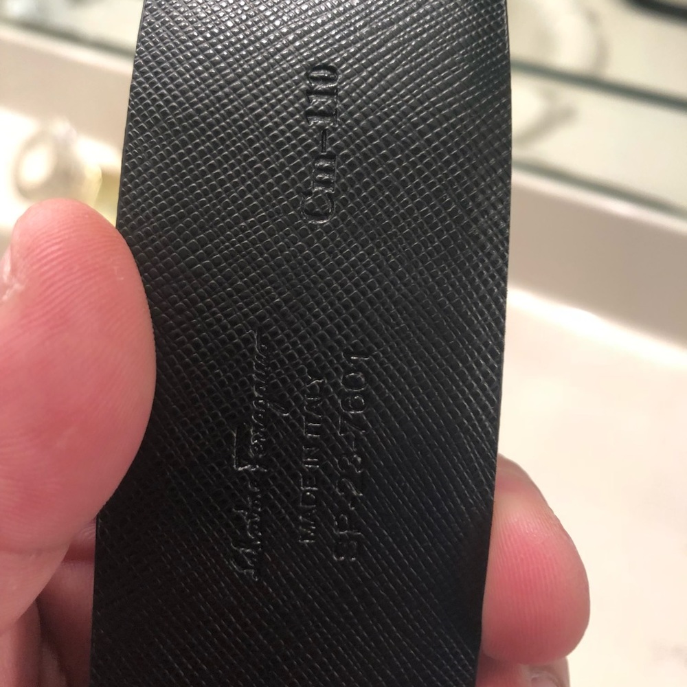 Salvatore Ferragamo black belt / gold buckle